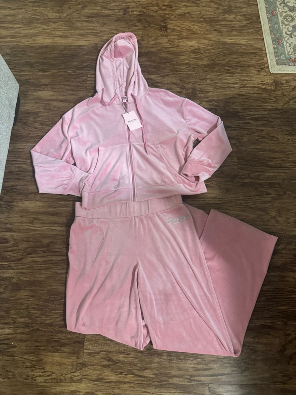 NWT juicy couture set size large